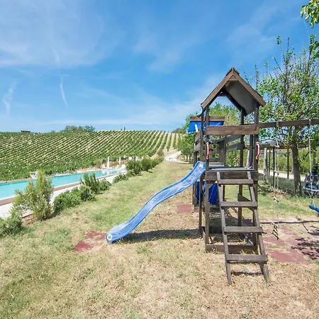 Apartment In Grottammare With Jacuzzi & Garden Ascoli Piceno