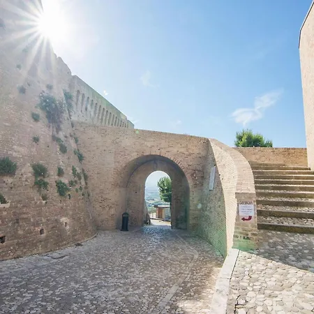 Apartment In Grottammare With Jacuzzi & Garden Ascoli Piceno